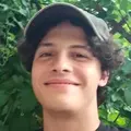 Я Саша, 19, из Тулы, ищу знакомство для без обязательств