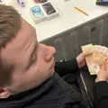 Артем из Пушкина, мне 18, познакомлюсь для на одну ночь