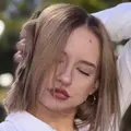 Я Полина, 18, из Самары, ищу знакомство для приятного времяпровождения