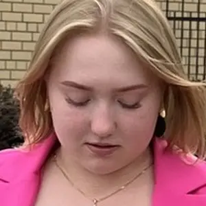 Ульяша из Брянска, мне 19, познакомлюсь для дружбы