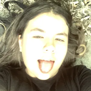 Я Диана, 21, из Ейска, ищу знакомство для постоянных отношений