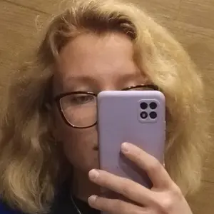 Я Мирослава, 23, из Тюмени, ищу знакомство для постоянных отношений