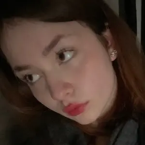 Kama из Саратова, мне 18, познакомлюсь для общения