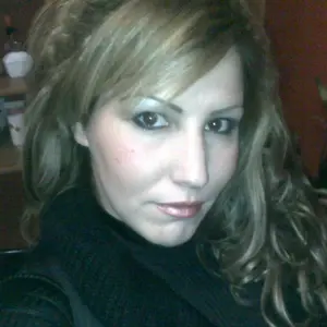 Я Надежда, 24, из Бегуницы, ищу знакомство для вирта