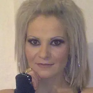 Лидия из Алмаза, мне 25, познакомлюсь для дружбы