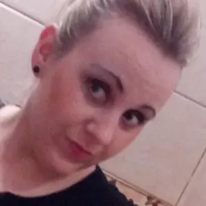 Елена из Климовска, ищу на сайте знакомства без обязательств