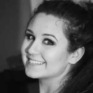 Я Людмила, 22, из Кронштадта, ищу знакомство для постоянных отношений