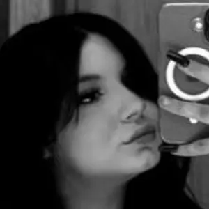 Я Виктория, 18, знакомлюсь для вирта в Нижнем Новгороде