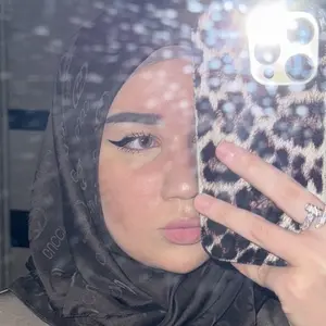 Хадя из Санкт-Петербурга, ищу на сайте знакомства на одну ночь