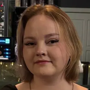 Я Анастасия, 22, из Таганрога, ищу знакомство для постоянных отношений