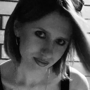 Кира из Оренбурга, ищу на сайте приятное времяпровождение