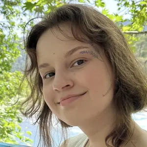 Виктория из Самары, мне 24, познакомлюсь для приятного времяпровождения