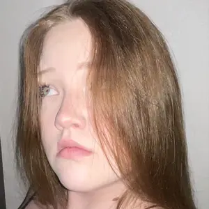 Я Жирная, 18, из Елизова, ищу знакомство для общения