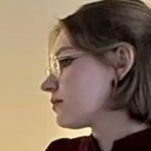 Я Надежда, 21, из Нижнего Новгорода, ищу знакомство для постоянных отношений