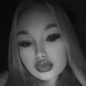 Татьяна из Омска, мне 18, познакомлюсь для постоянных отношений