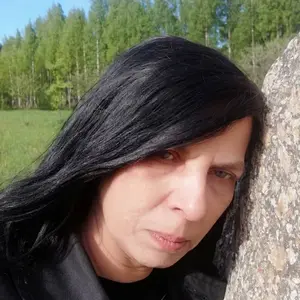 Эльвира из Коммунара, ищу на сайте регулярный секс