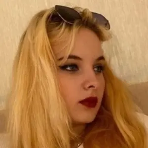 Малышка из Великого Новгорода, ищу на сайте знакомства на одну ночь