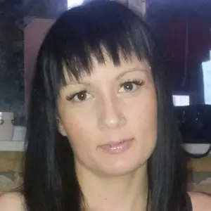 Оксана из Дивногорска, мне 40, познакомлюсь на одну ночь