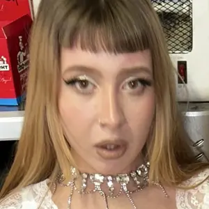 Я Настя, 21, знакомлюсь для вирта в Екатеринбурге