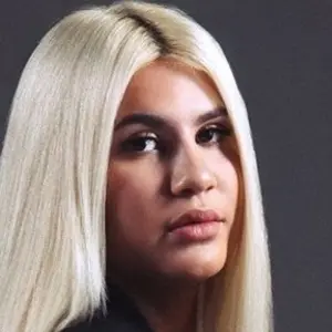 Я Елизавета, 19, из Москвы, ищу знакомство для приятного времяпровождения