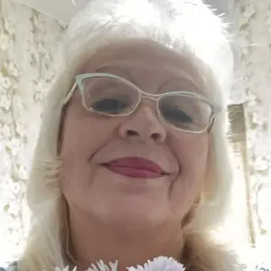 Клавдия из Кирова, ищу на сайте знакомства без обязательств