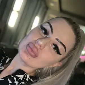 Я Vanilla, 23, знакомлюсь на одну ночь в Армавире