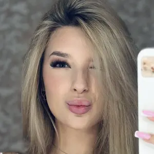 Я Alina, 22, из Иркутска, ищу знакомство для постоянных отношений