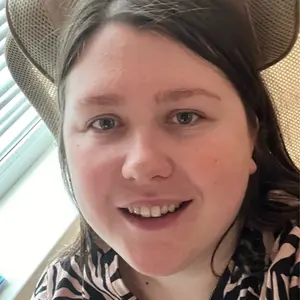 Я Светлана, 28, из Люберец, ищу знакомство для постоянных отношений
