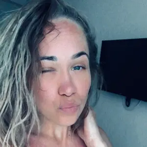 Irina из Перми, мне 35, познакомлюсь для приятного времяпровождения