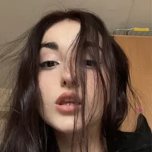 Я Mmm, 20, знакомлюсь на одну ночь в Москве