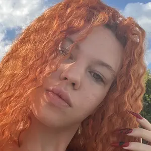 Кристина из Кургана, мне 21, познакомлюсь для открытые отношения