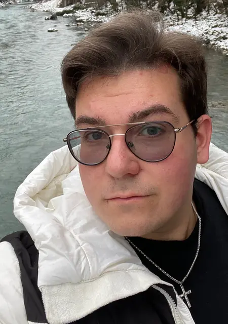 Егор из Ногинска, мне 24, познакомлюсь для открытые отношения