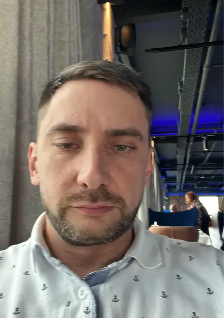 Олег из Кингисеппа, ищу на сайте общение