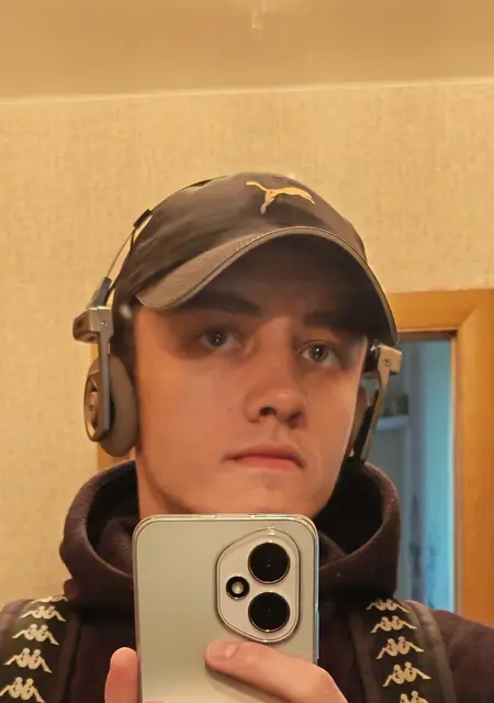 Я Кирилл, 20, знакомлюсь для дружбы в Чебоксарах