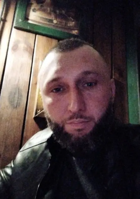 Артем из Новороссийска, ищу на сайте знакомства без обязательств