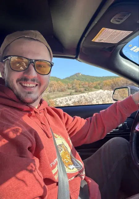 Александр из Петропавловска-Камчатского, мне 30, познакомлюсь для вирта