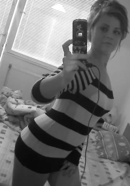 Я Ольга, 20, из Ветлуги, ищу знакомства на одну ночь