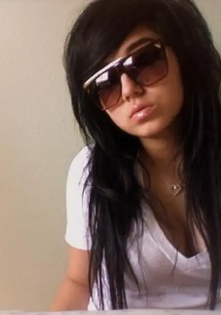 Роза из Зимы, мне 22, познакомлюсь для дружбы