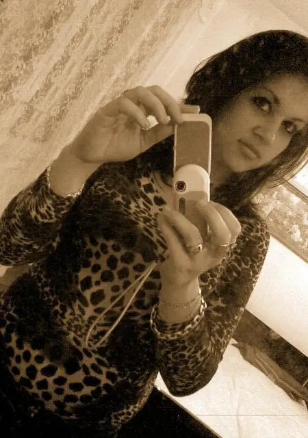 Лилия из Александровска-Сахалинского, мне 23, познакомлюсь без обязательств