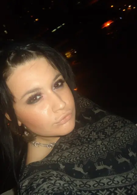 Валерия из Кореновска, мне 20, познакомлюсь на одну ночь