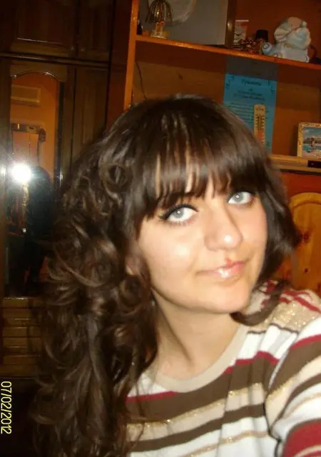 Я Снежана, 20, знакомлюсь без обязательств в Адамовке