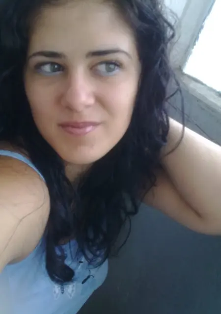 Я Юлия, 20, из Кулешовки, ищу знакомства на одну ночь