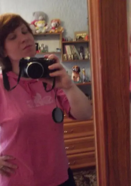 Я Настенька, 35, из Луги, ищу знакомство для дружбы