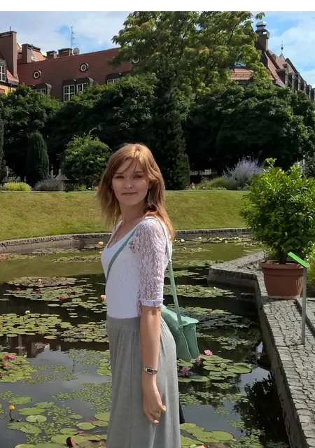 Я Милослава, 23, знакомлюсь на одну ночь в Пролетарске