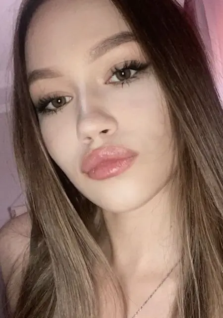 Я Anna, 18, из Калининграда, ищу знакомство для постоянных отношений