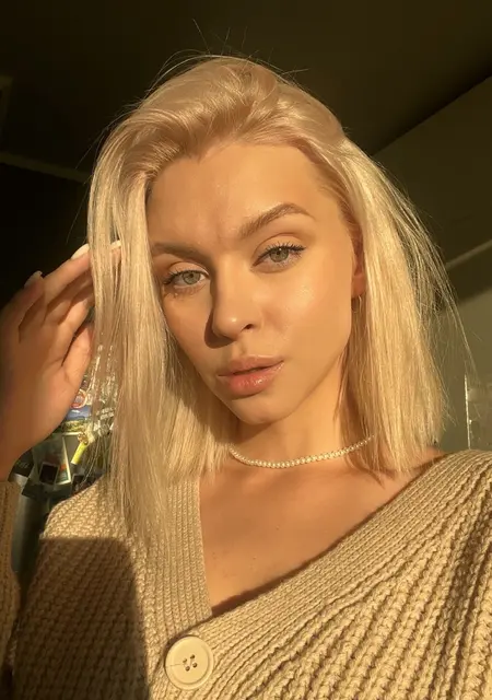 Я Александра, 25, из Азова, ищу знакомство для общения