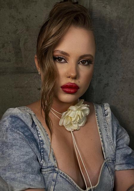 Elizaveta из Челябинска, мне 21, познакомлюсь для дружбы