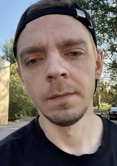 Андрей из Зернограда, мне 28, познакомлюсь для постоянных отношений