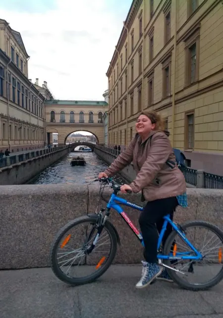 Маша из Усинска, ищу на сайте приятное времяпровождение