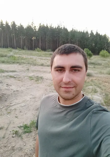 Roman из Лисок, мне 32, познакомлюсь на одну ночь